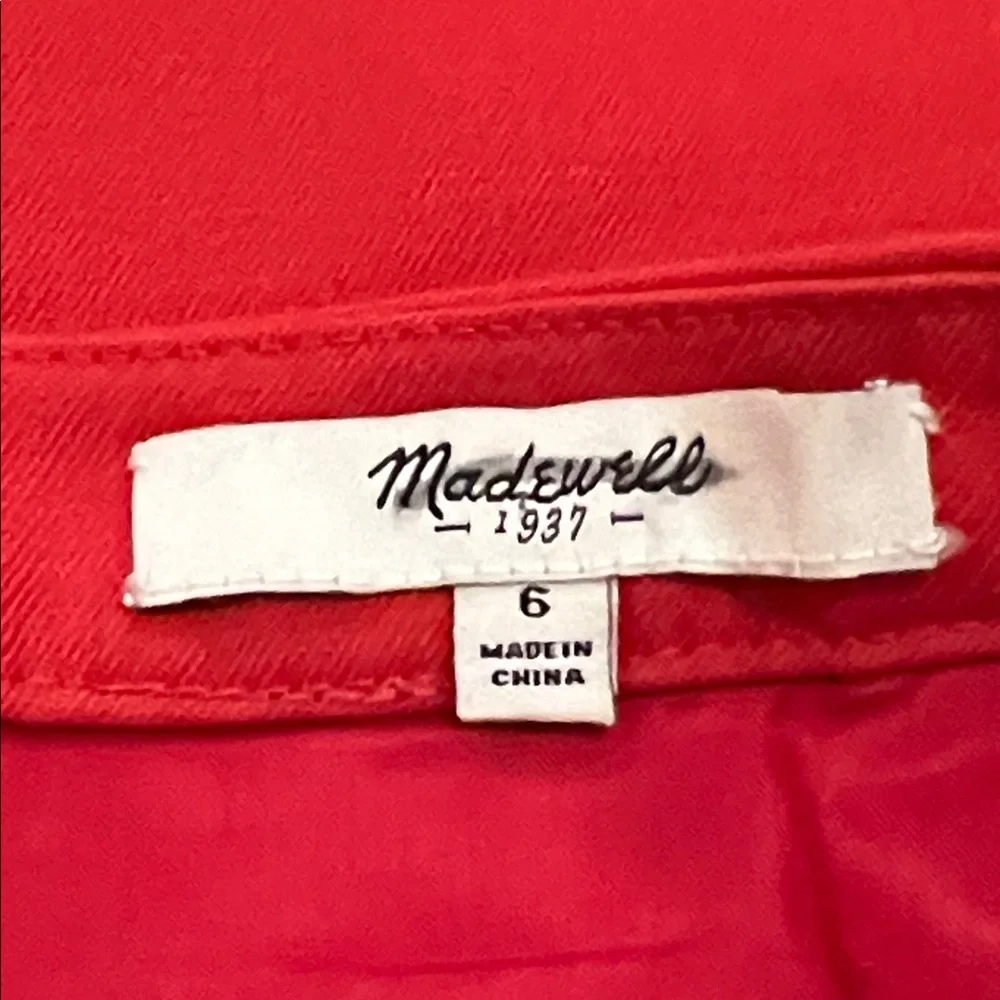 Madewell red line